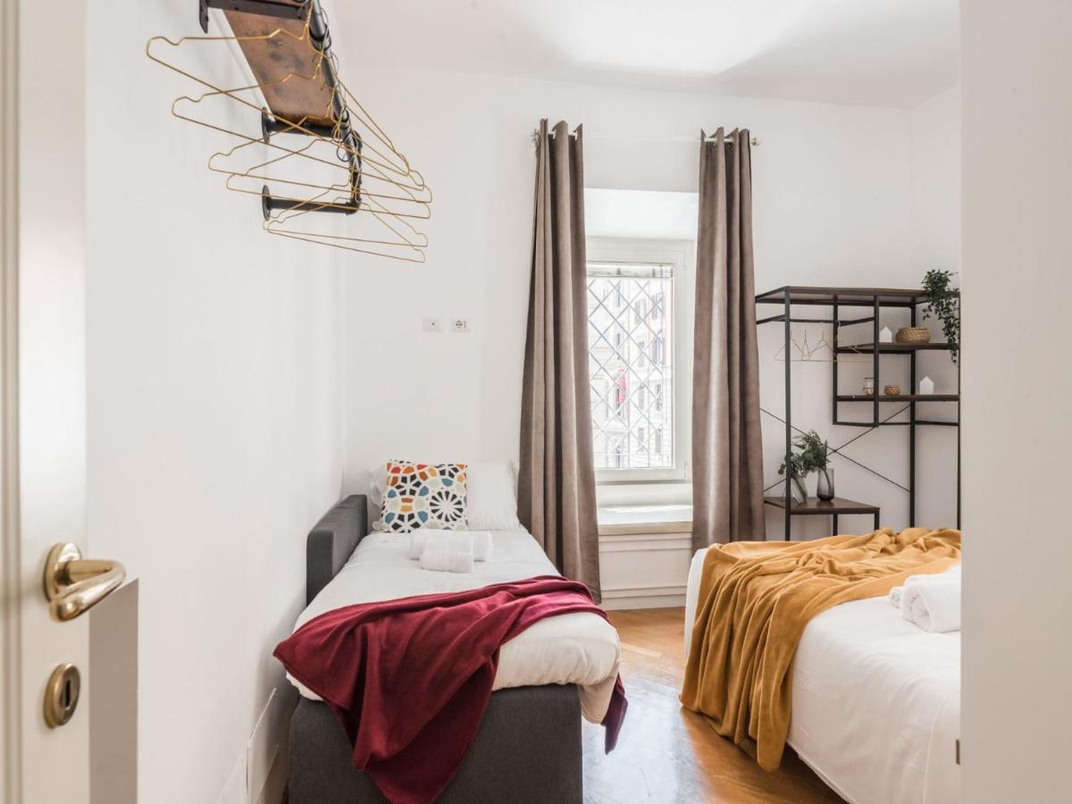 Apartamento The Rent - Spacious Three-bedroom Near The Colosseum *